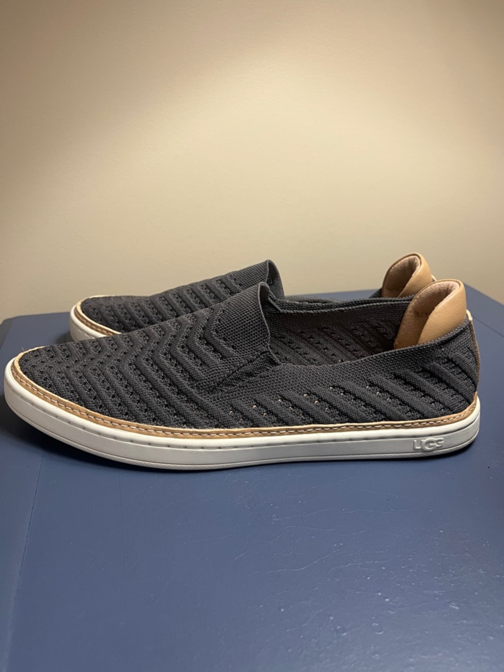 UGG Sammy Chevron Knit SlipOn shoes 7.5 - Picture 6 of 7
